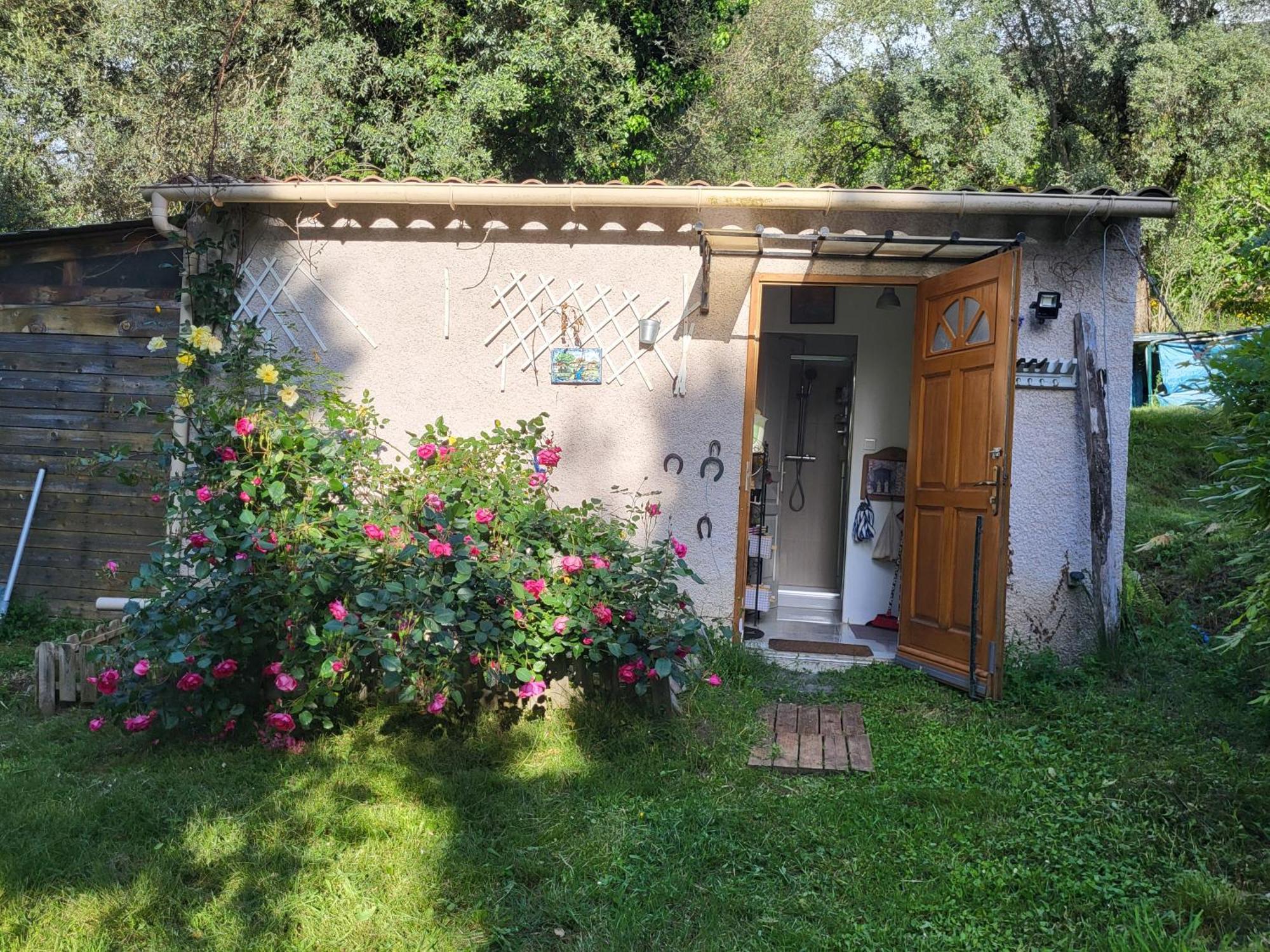 Studio A La Campagne Ucciani Extérieur photo